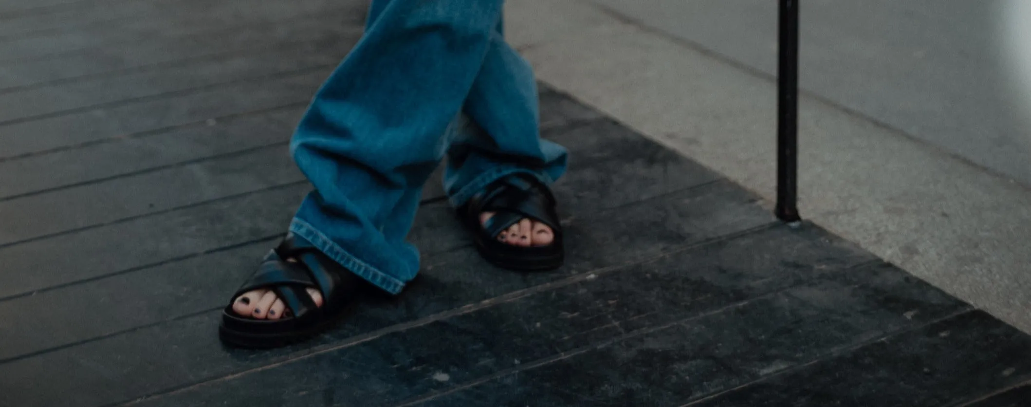 Josie Sandals in Black