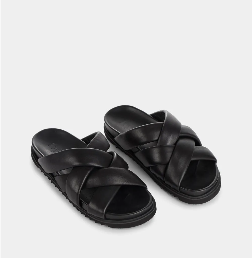 Josie Sandals in Black
