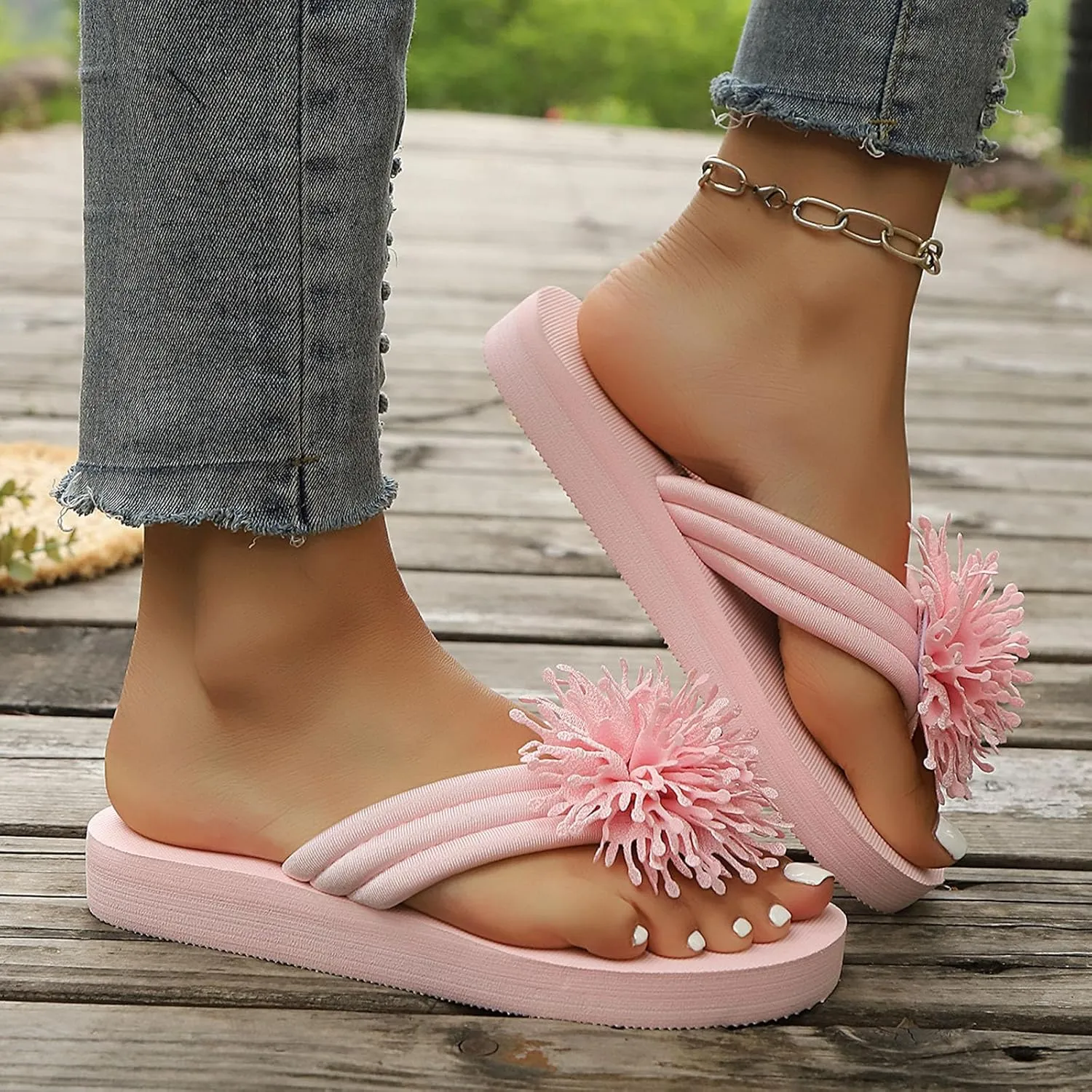 Lightweight Beach Sandal Fashion Slippers Women's Flower Flip Flops Casual Versatile Thick Soled Slippers Comfortable