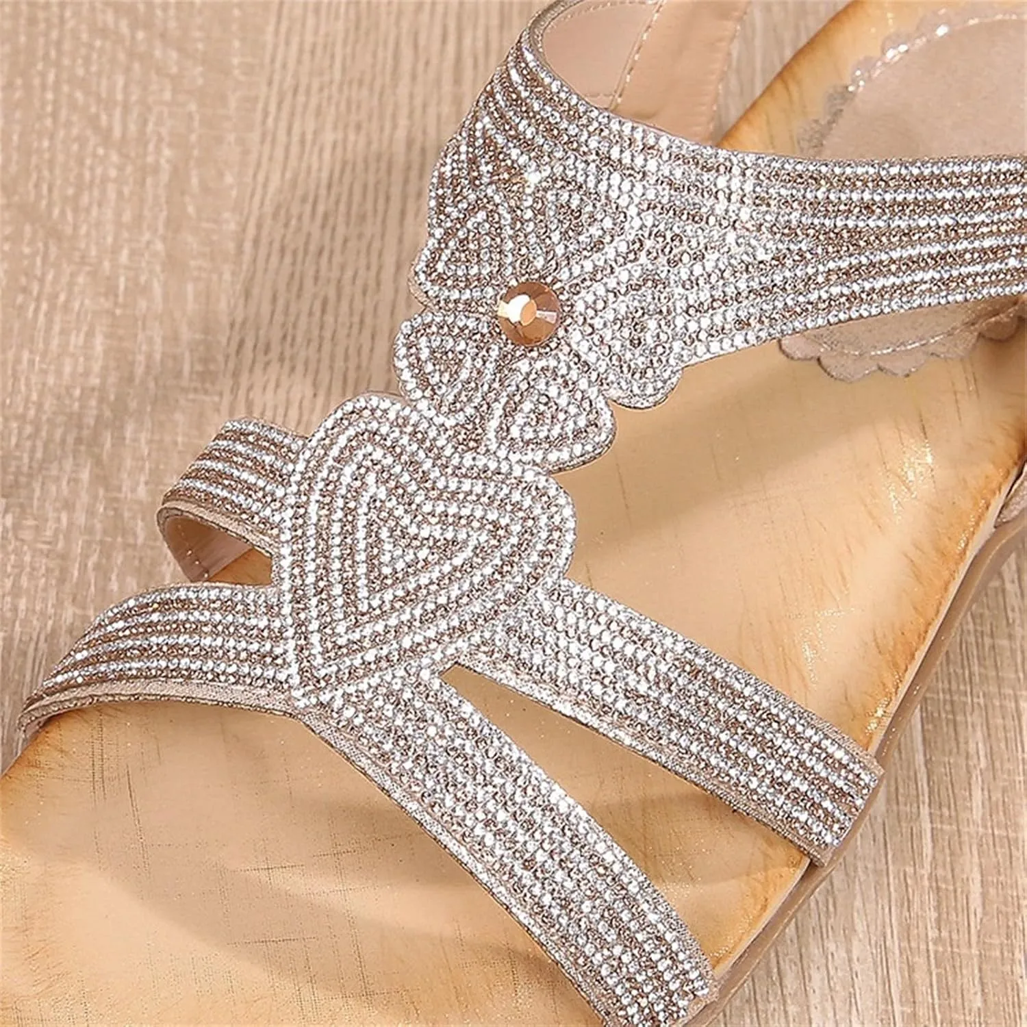 Womens Flats Bohemia Glitter Love Pattern Sandals Open Toe Ankle Strap Beach Sandal Comfortable Summer Dress Shoes