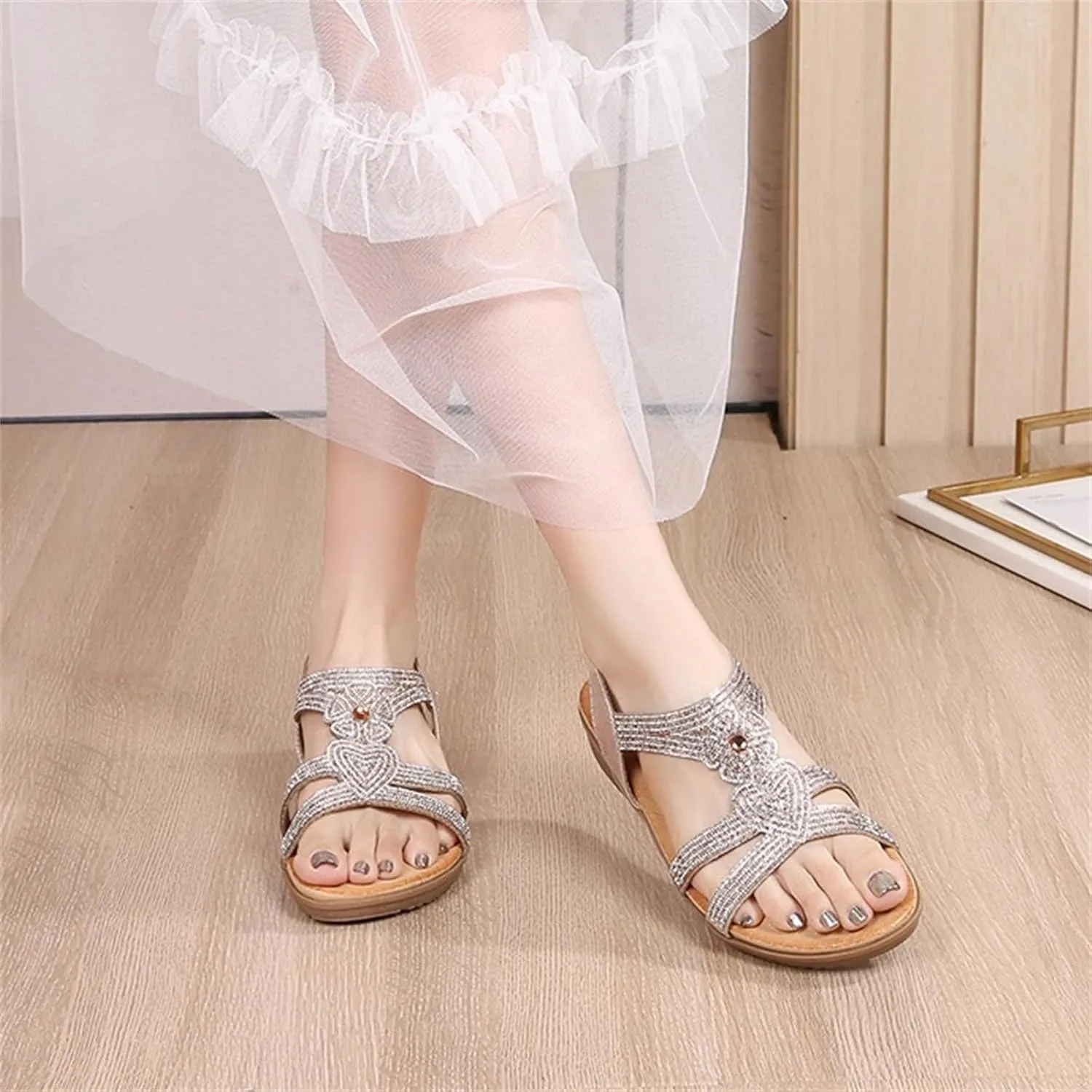 Womens Flats Bohemia Glitter Love Pattern Sandals Open Toe Ankle Strap Beach Sandal Comfortable Summer Dress Shoes